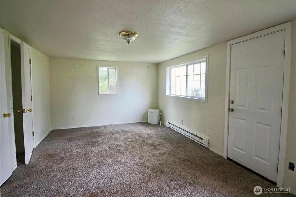 Photo of 4710 Cleveland Avenue SE, Tumwater, WA 98501 (MLS # 2451417)