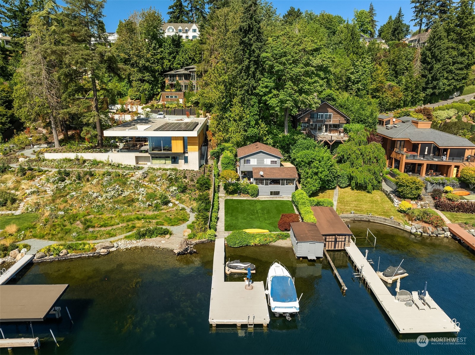 450 Overlake Drive E