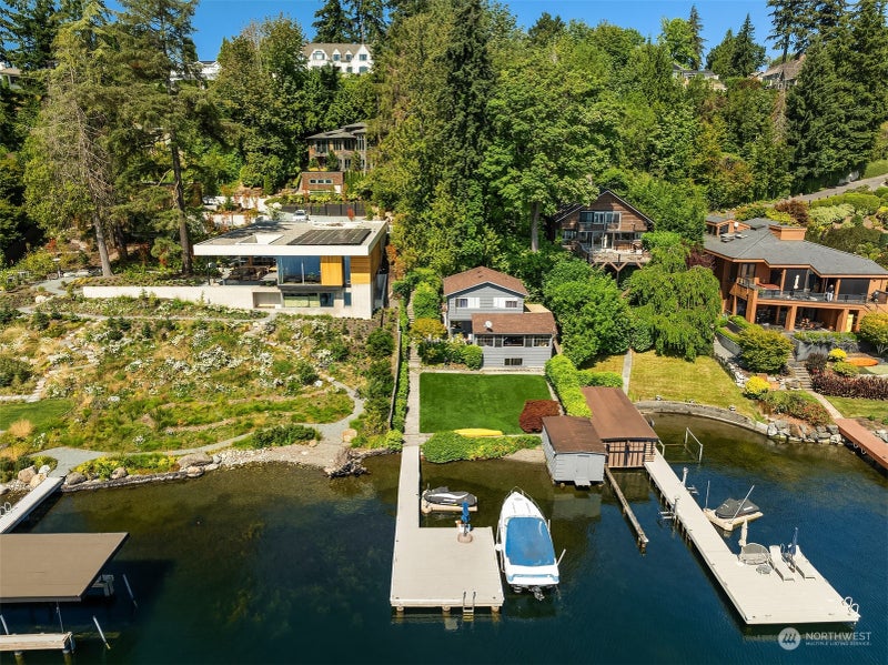 450 Overlake Drive E