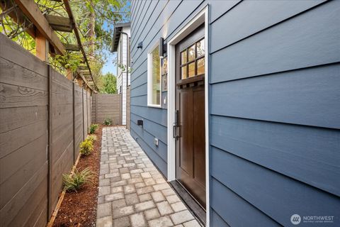 Photo of 832 S Sullivan Street, Seattle, WA 98108 (MLS # 2518786)