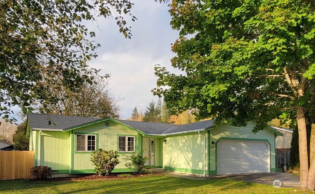 Photo of 809 Fir Avenue, Sultan, WA 98294 (MLS # 2288243)
