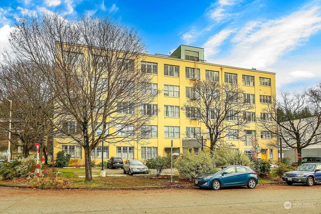 Photo of 707 S Snoqualmie Street #1C, Seattle, WA 98108 (MLS # 2314377)
