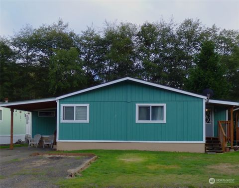 A home in Hoquiam