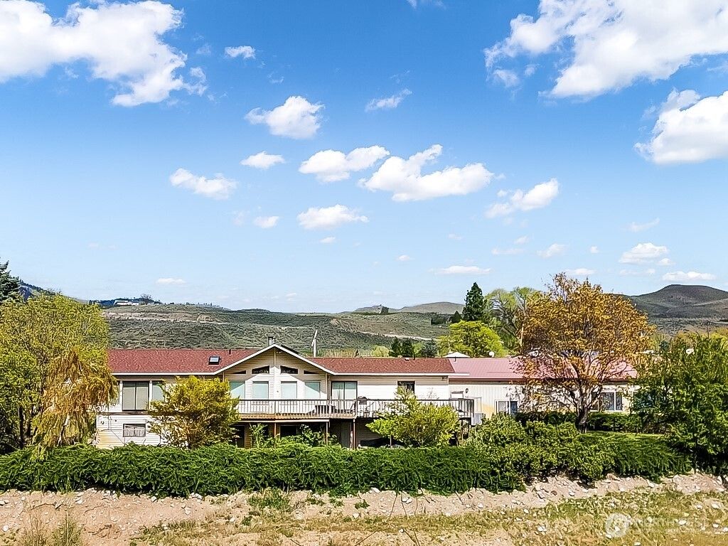 Photo of 91 Okanogan Cemetery Road, Okanogan, WA 98840 (MLS # 2501188)