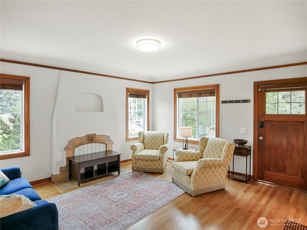 Photo of 205 NW 101st Street, Seattle, WA 98177 (MLS # 2548834)