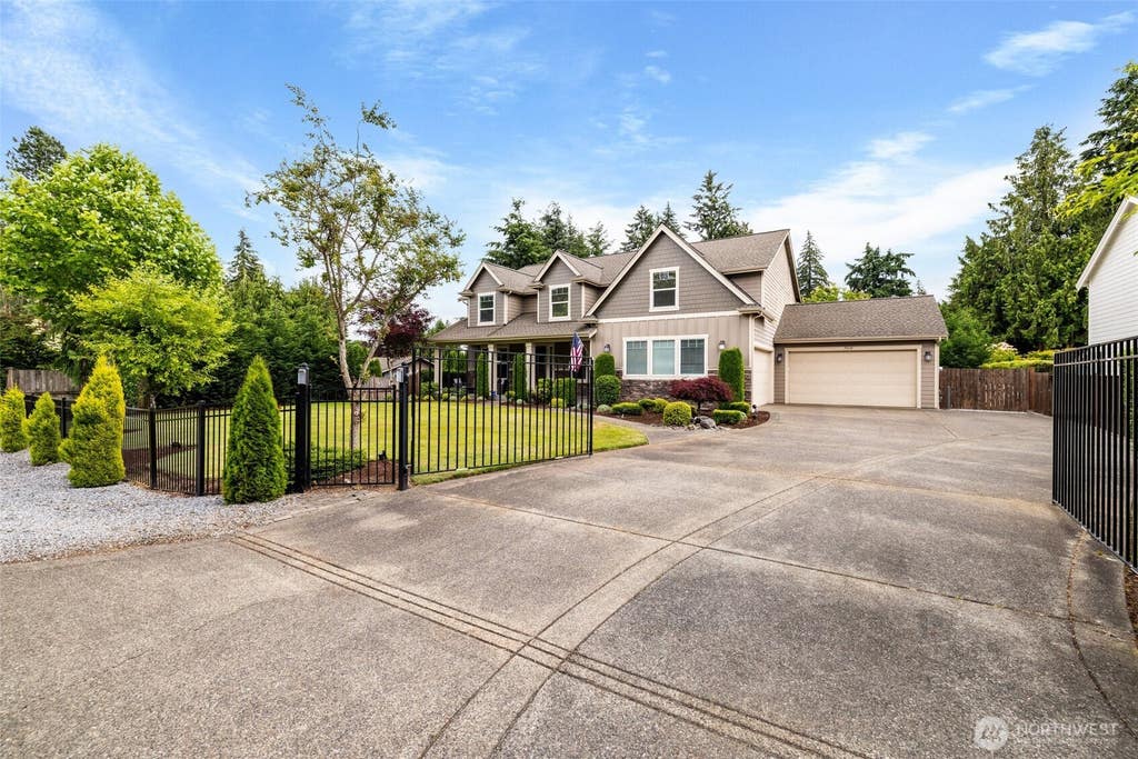 Photo of 7018 100th Street E, Puyallup, WA 98373 (MLS # 2549927)