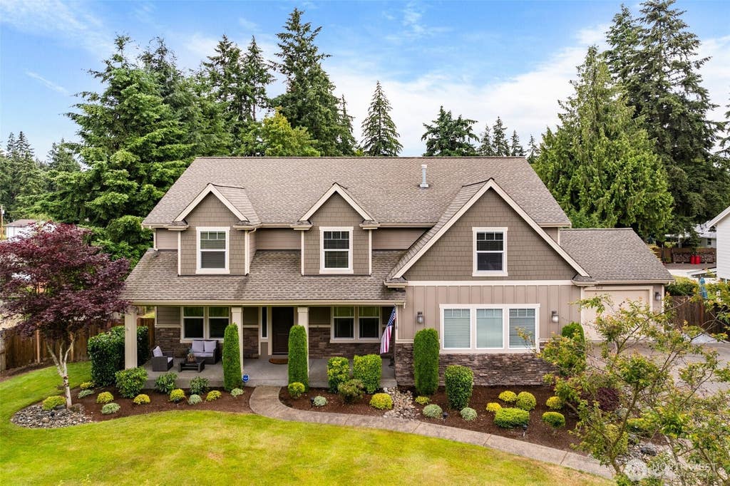 Photo of 7018 100th Street E, Puyallup, WA 98373 (MLS # 2549927)