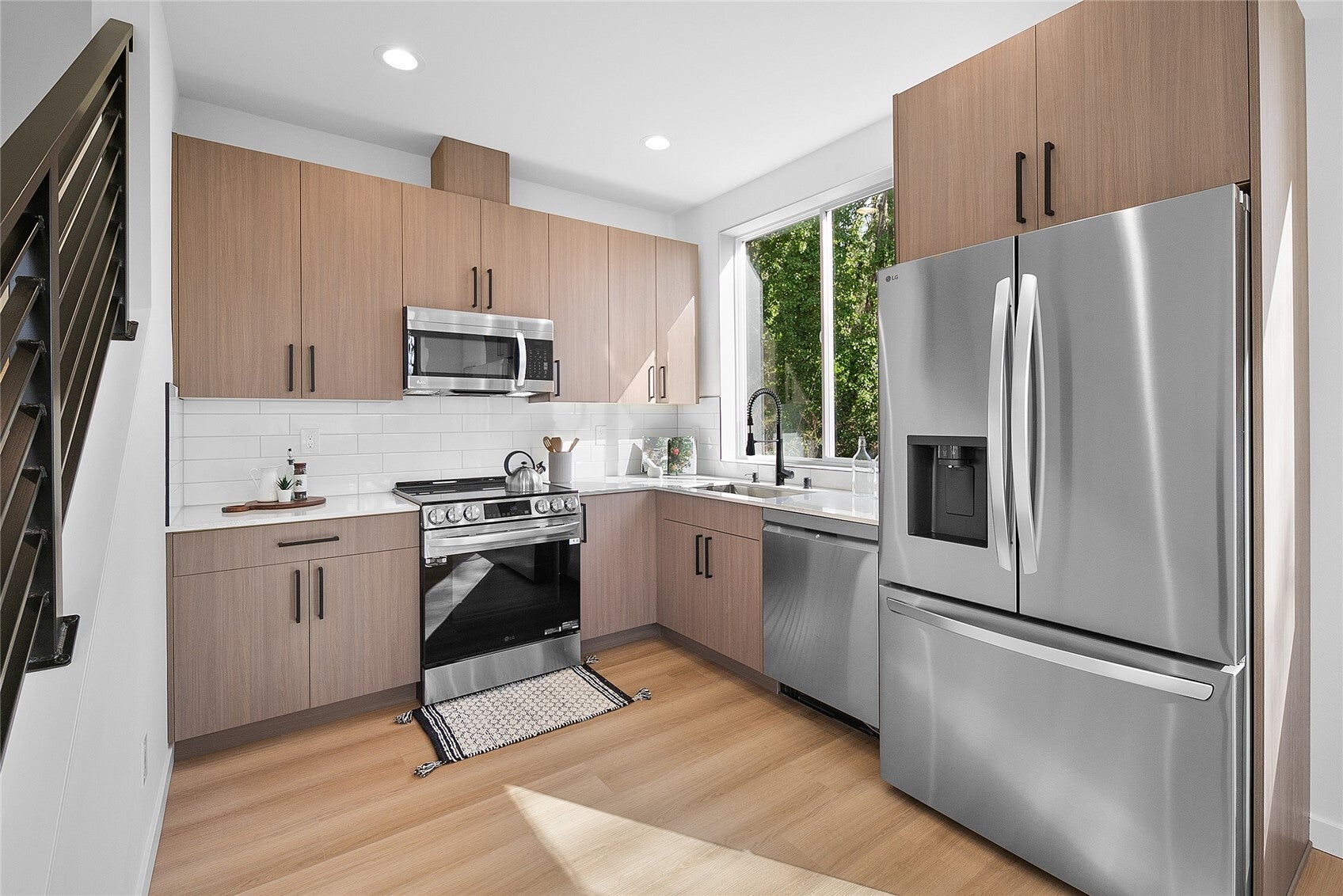 1804 28th Avenue S