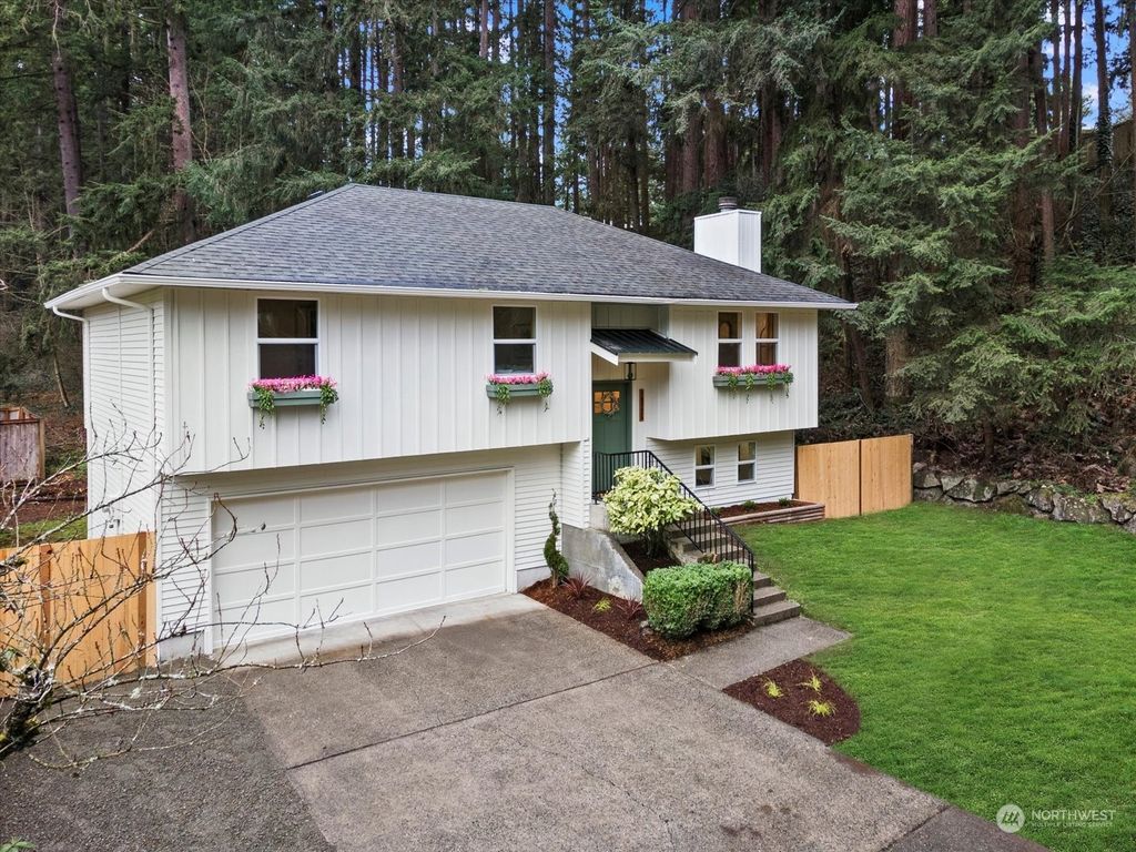 Photo of 18725 SE 268th Street, Covington, WA 98042 (MLS # 2204201)
