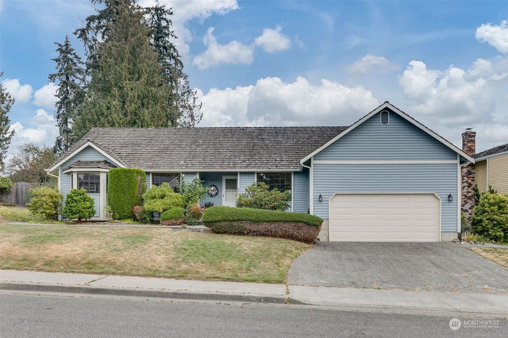 Photo of 24225 16th Place SE, Bothell, WA 98021 (MLS # 2005975)