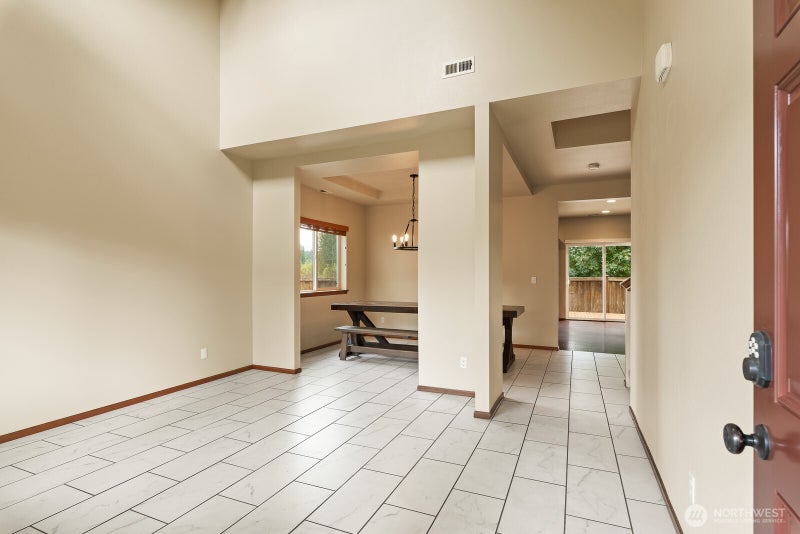 5839 148th Place NE