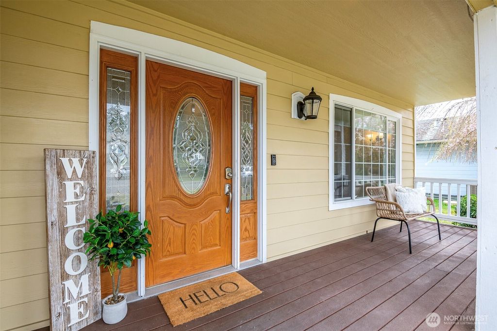 Photo of 15624 92nd Way SE, Yelm, WA 98597 (MLS # 2505467)