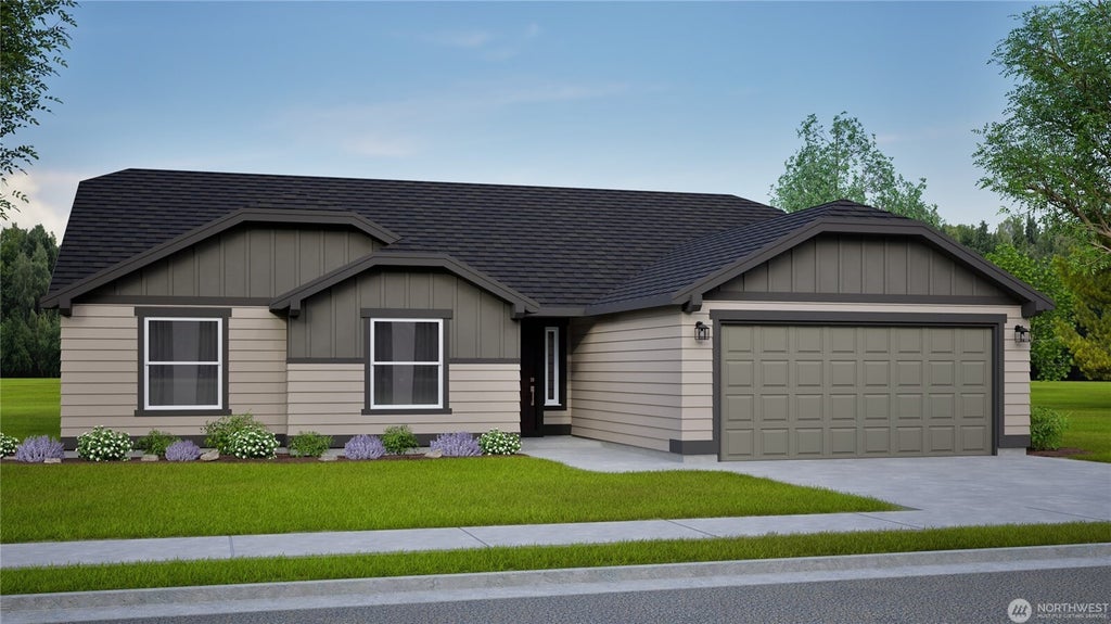 Photo of 4323 W Redhead Ave Ave, Moses Lake, WA 98837 (MLS # 2596174)