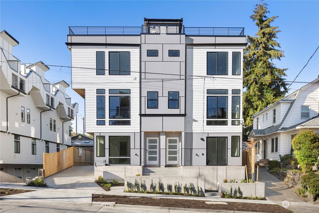Photo of 510 N 48th Street, Seattle, WA 98103 (MLS # 2301680)