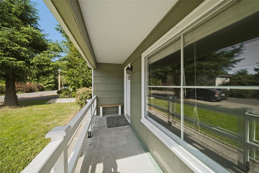 Photo of 2110 Jackson Avenue NW, Olympia, WA 98502 (MLS # 2595675)