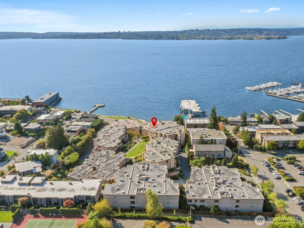 Photo of 215 5th Avenue S #C202, Kirkland, WA 98033 (MLS # 2436293)