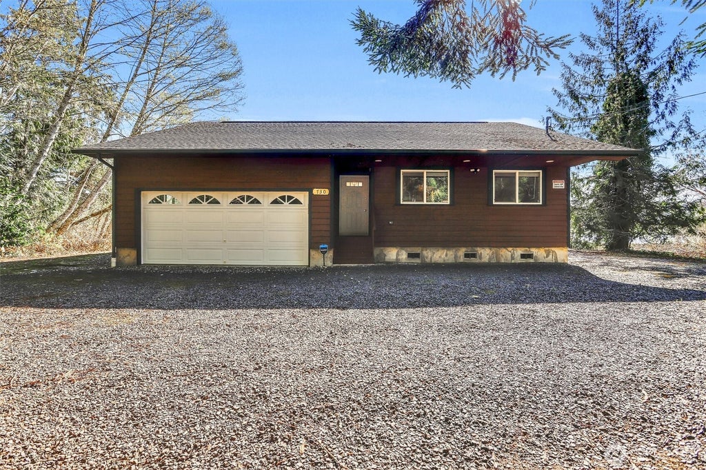 Photo of 730 E North Bay Road, Allyn, WA 98524 (MLS # 2551078)