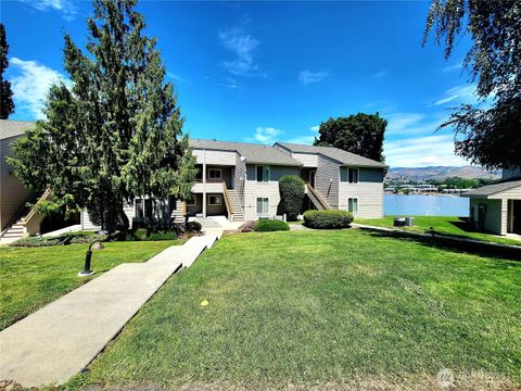 Photo of 1 Beach 589-D, Manson, WA 98831 (MLS # 2536154)