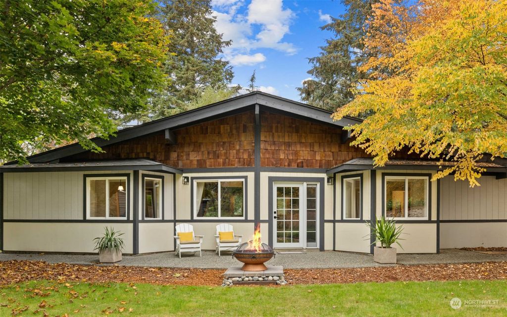 Photo of 44517 SE 142nd Place, North Bend, WA 98045 (MLS # 2305881)