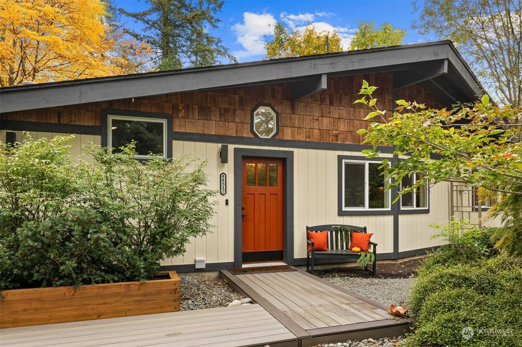 Photo of 44517 SE 142nd Place, North Bend, WA 98045 (MLS # 2305881)