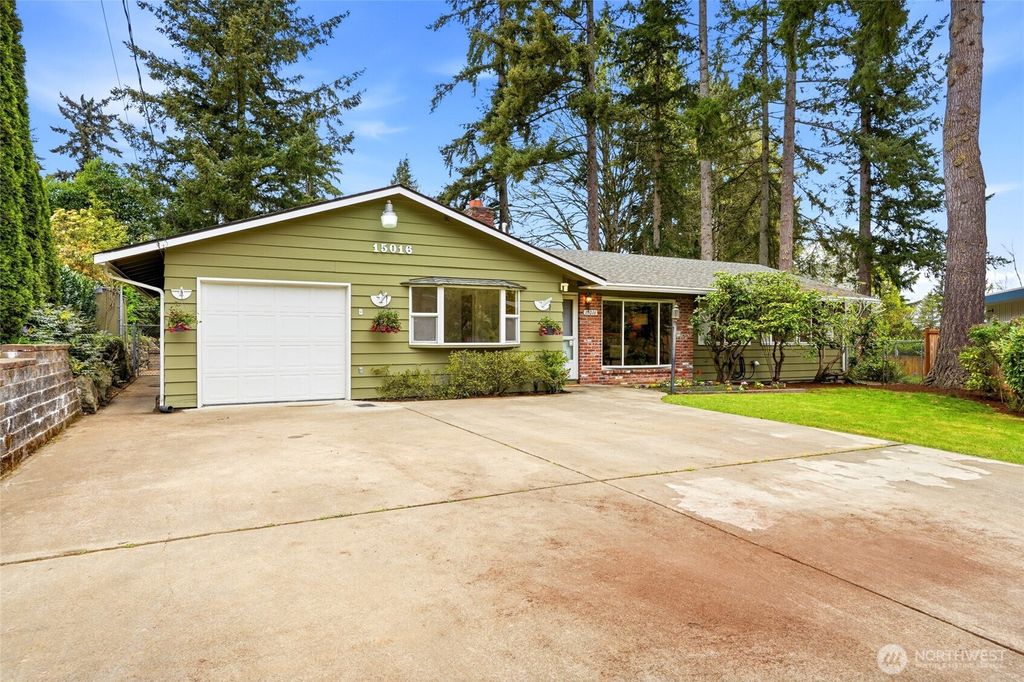 Photo of 15016 SE 14th Street, Bellevue, WA 98007 (MLS # 2506582)