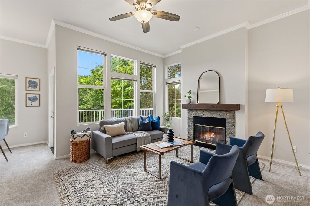 Photo of 2044 Newport Way NW #11-6, Issaquah, WA 98027 (MLS # 2521615)