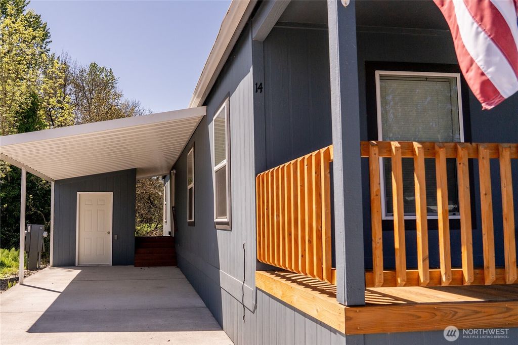 Photo of 5600 Mt Solo Road #14, Longview, WA 98632 (MLS # 2515797)