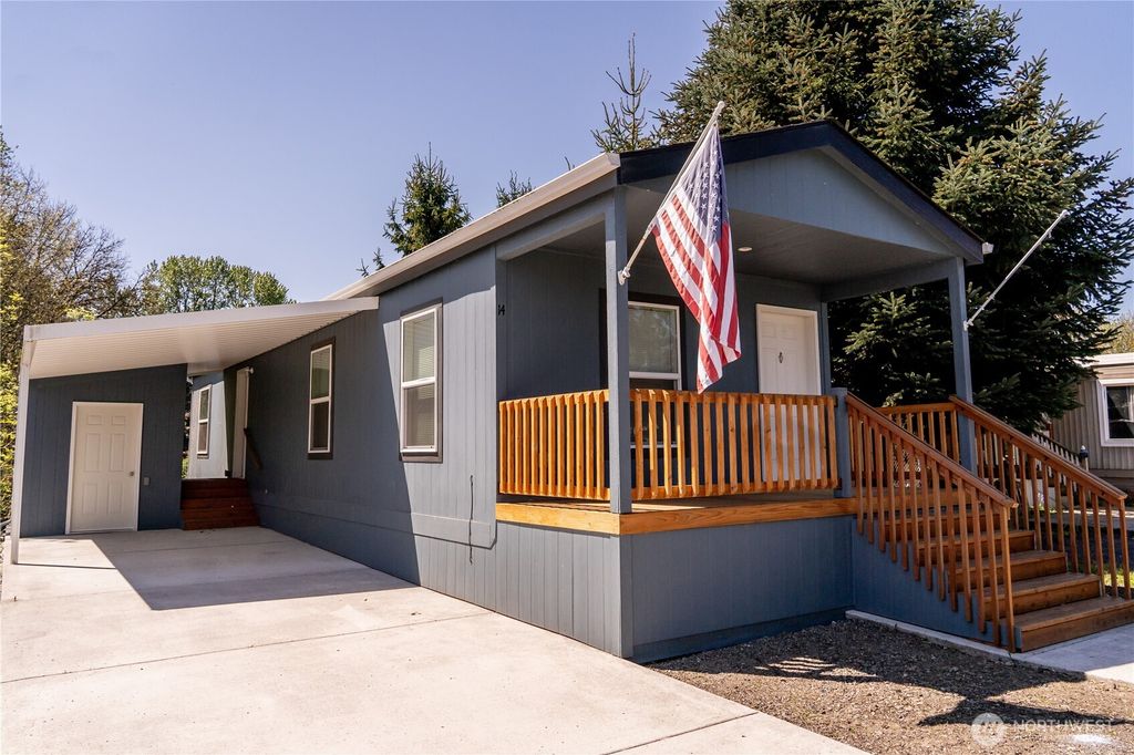Photo of 5600 Mt Solo Road #14, Longview, WA 98632 (MLS # 2515797)