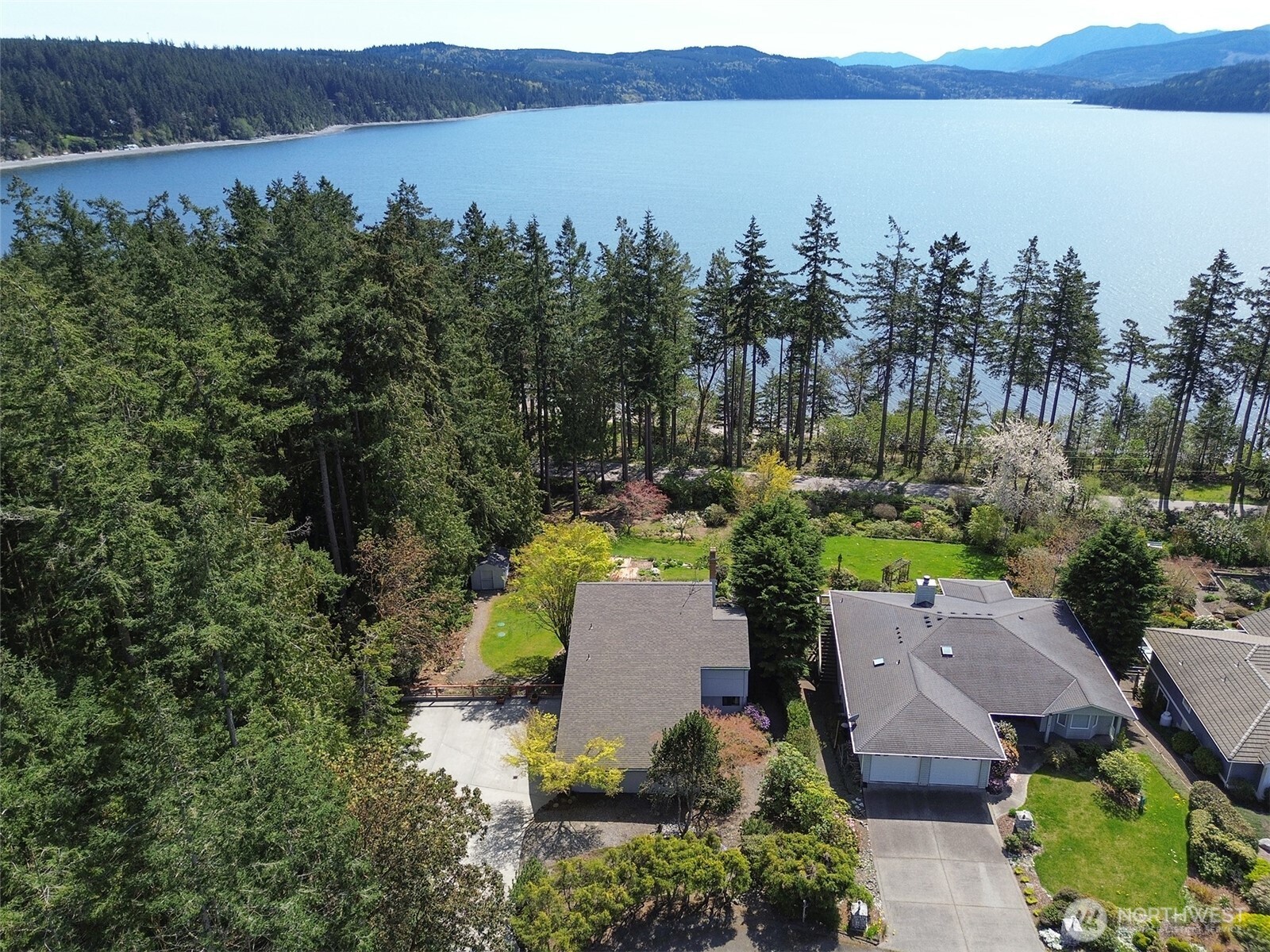 120 Bayview Lane