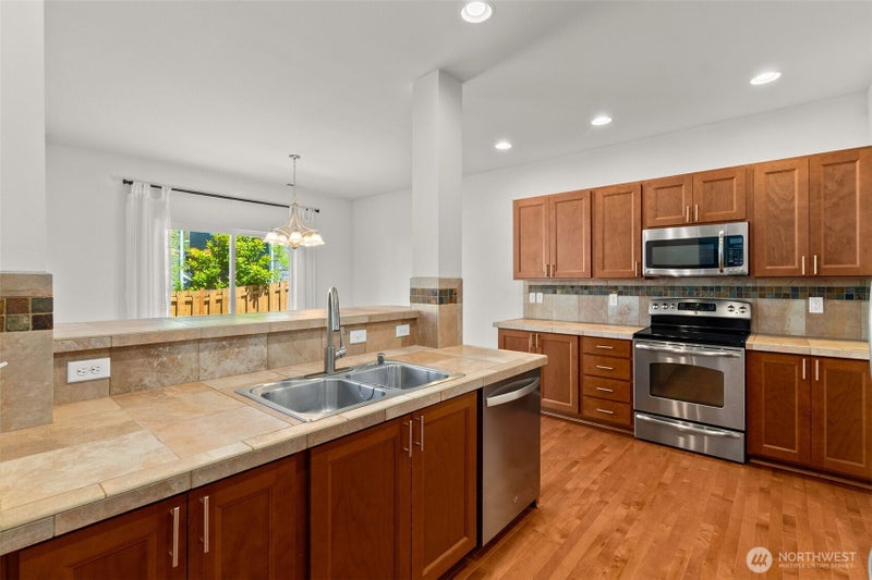 1810 Ridgeview Loop SW