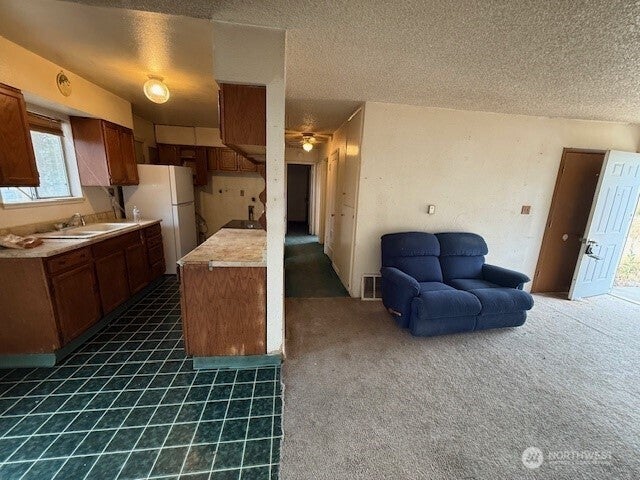 710 S Hawthorne Drive