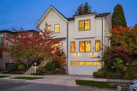 5142 48th Avenue NE Seattle WA 98105