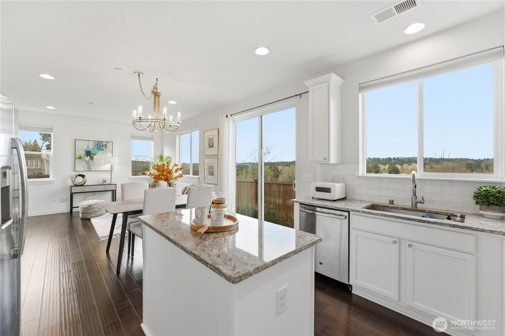 Photo of 8218 NE 196 Street, Kenmore, WA 98028 (MLS # 2526028)
