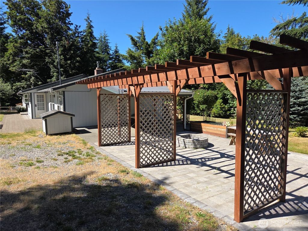 Photo of 2024 Lorraine Drive SE, Tenino, WA 98501 (MLS # 2552465)