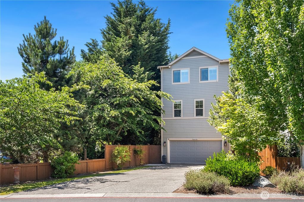 Photo of 14532 15th Place W, Lynnwood, WA 98087 (MLS # 2401975)
