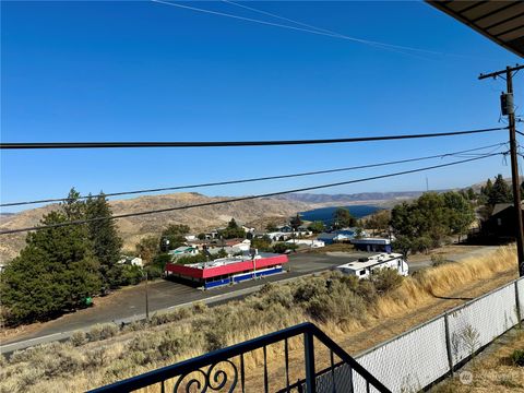 A home in Grand Coulee