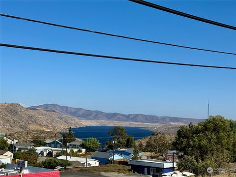 A home in Grand Coulee