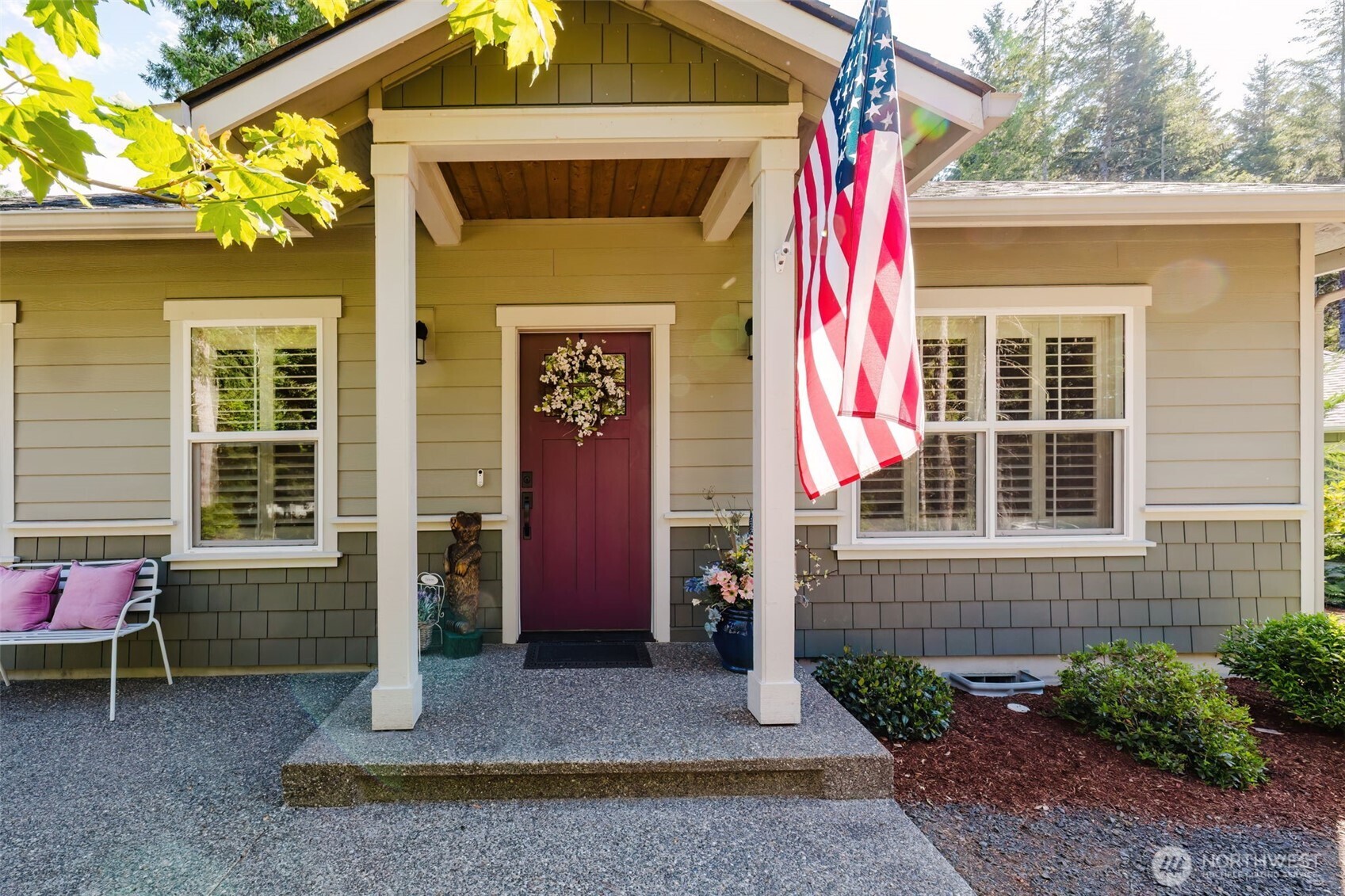 11 E Susan Lane