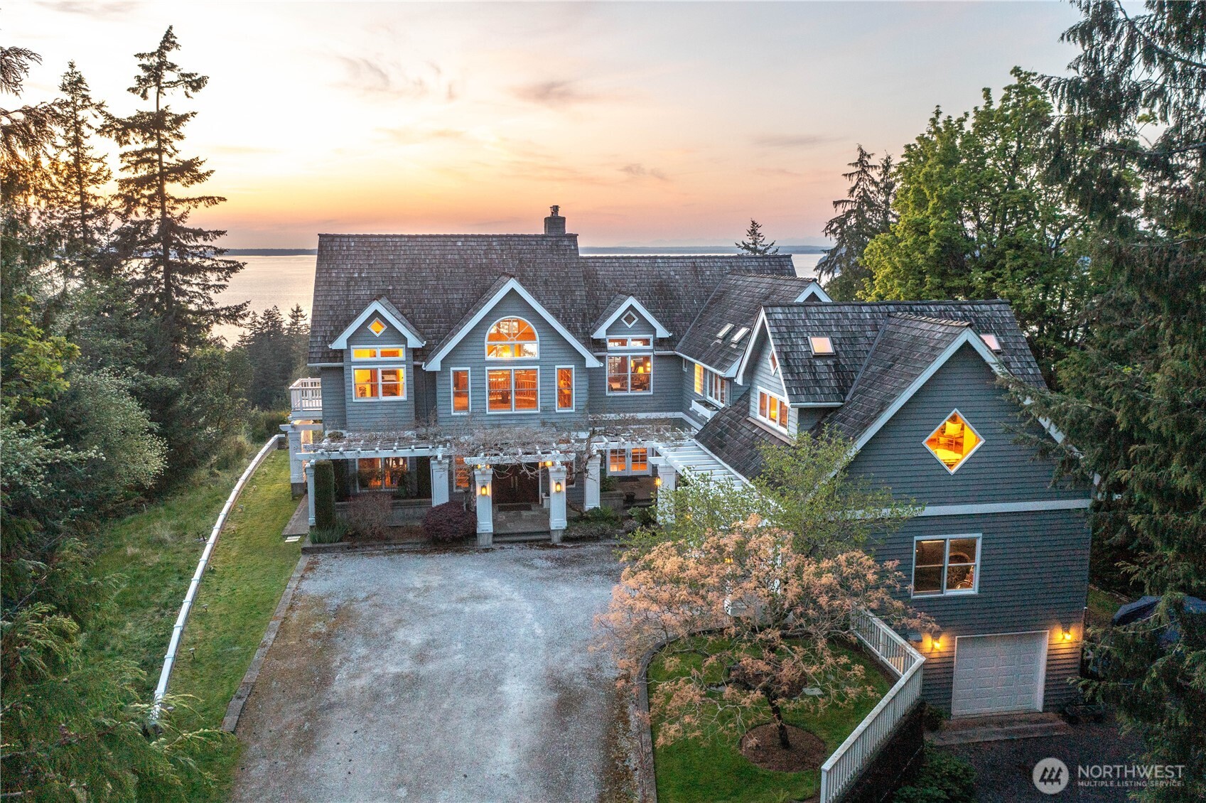 550 Heron Point Lane