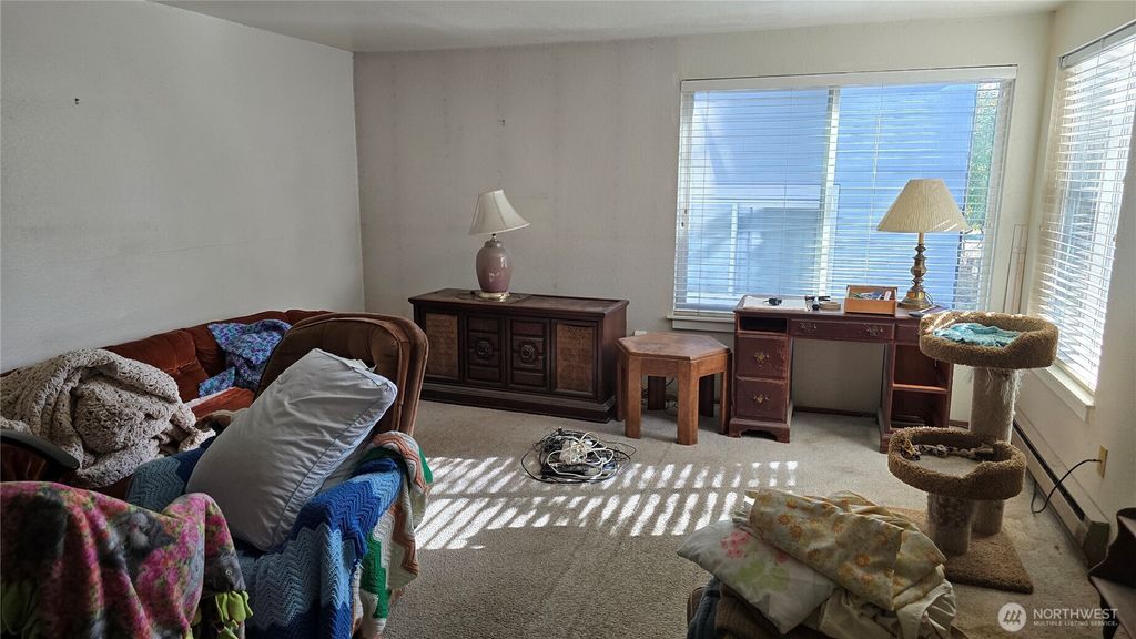 Photo of 707 N 130th Street #B102, Seattle, WA 98133 (MLS # 2336232)