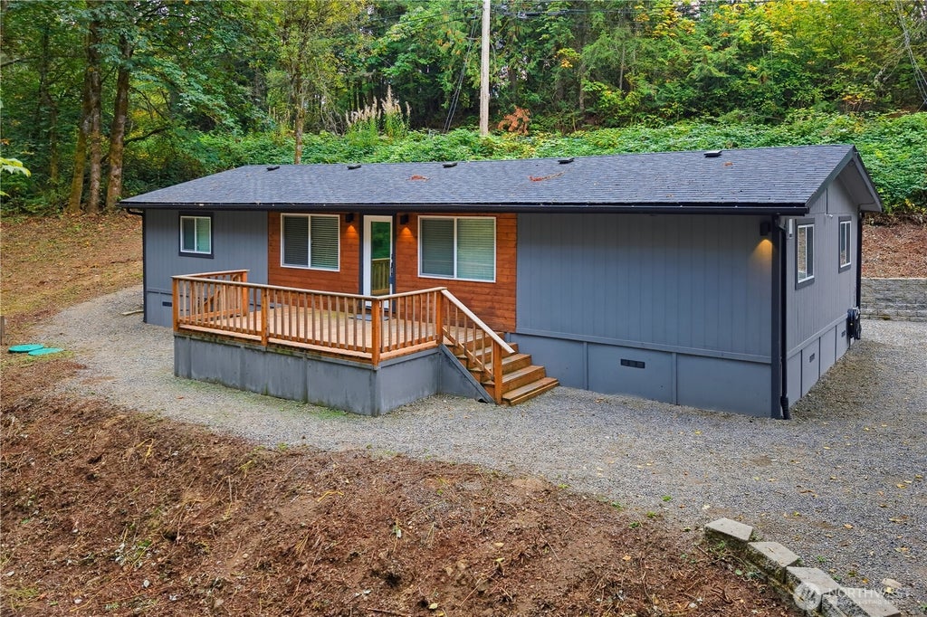 Photo of 22002 196th Avenue SE, Renton, WA 98058 (MLS # 2587439)
