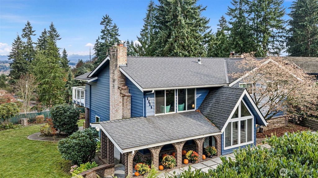 Photo of 8421 Cascadia Avenue, Everett, WA 98208 (MLS # 2454644)