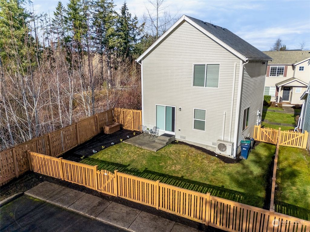 Photo of 9519 Hancock Avenue SE, Snoqualmie, WA 98065 (MLS # 2327933)