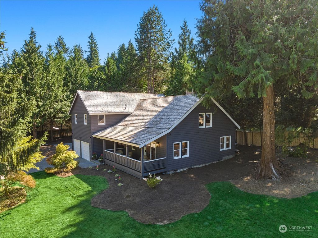 Photo of 16523 NE 44th Way, Redmond, WA 98052 (MLS # 2159394)