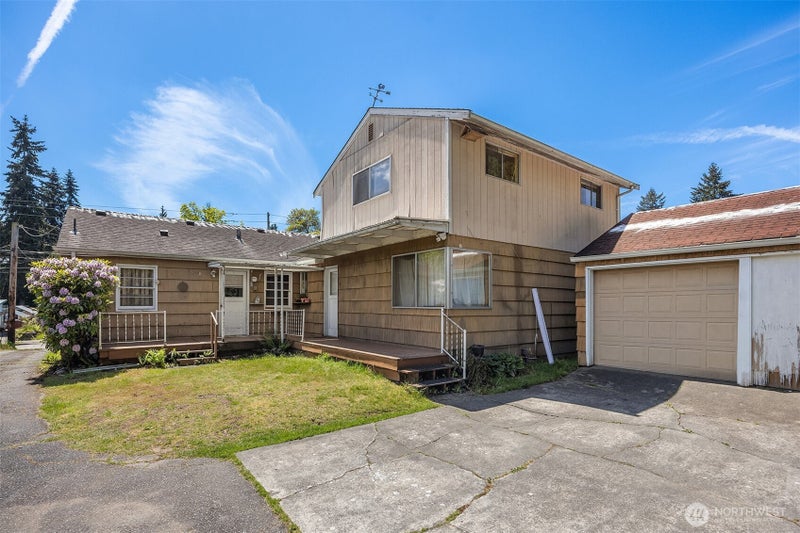 320 NE 185th Street