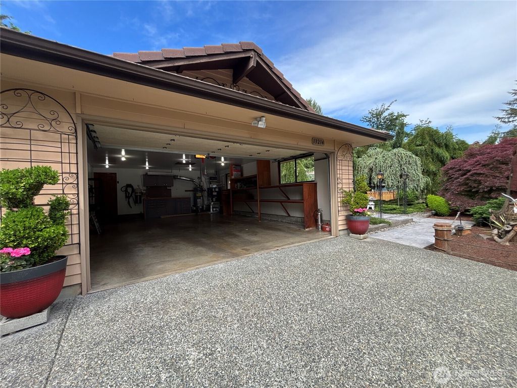 Photo of 13214 SE 91st Street, Newcastle, WA 98059 (MLS # 2531665)