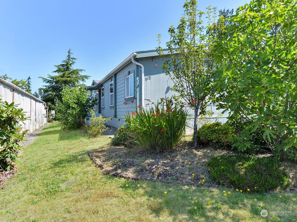 Photo of 31600 126th Avenue SE #E12, Auburn, WA 98092 (MLS # 2263618)
