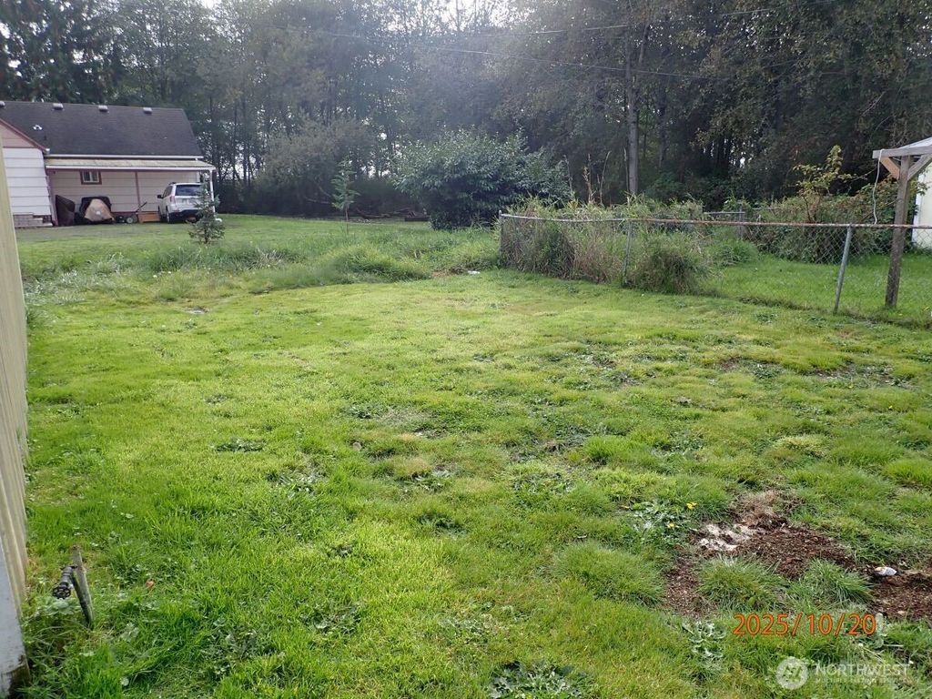 Photo of 1805 W 1st Street, Aberdeen, WA 98520 (MLS # 2450979)