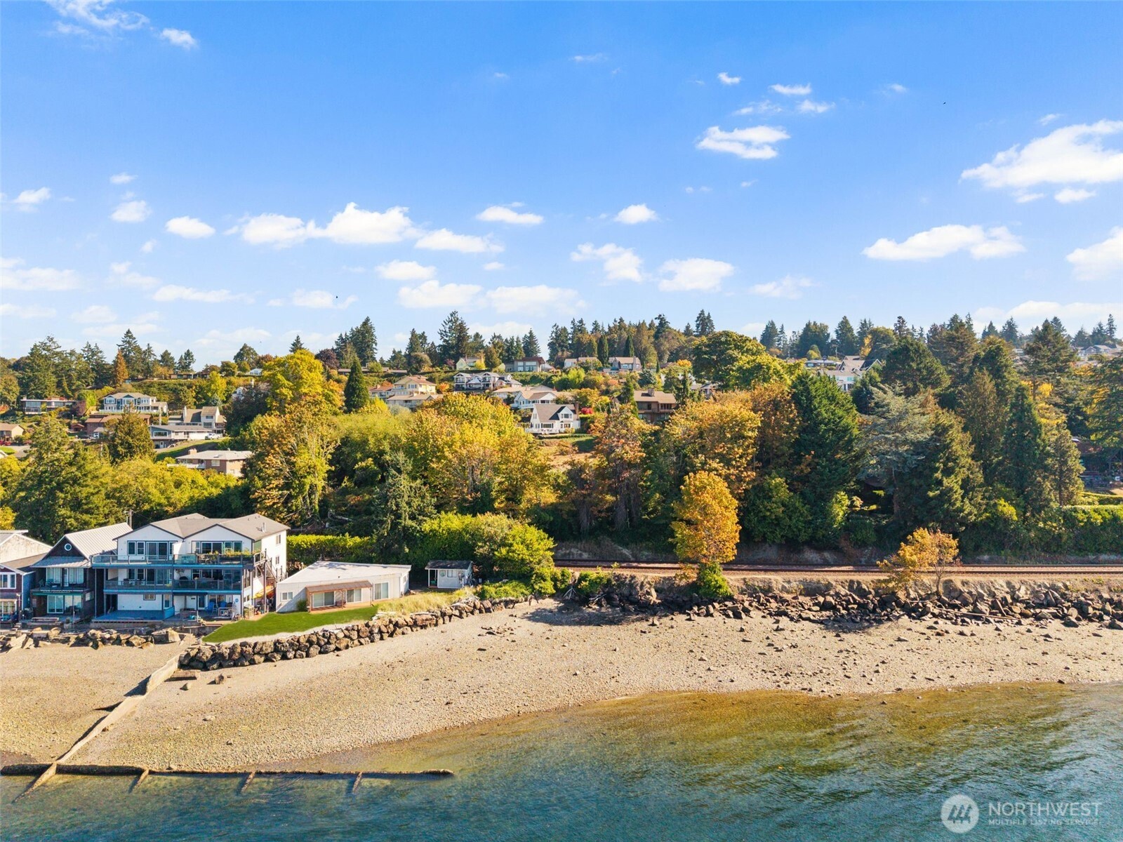 2711 Day Island Boulevard W