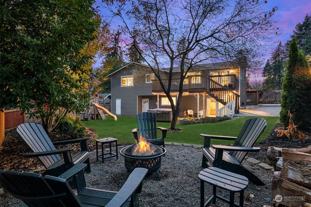 Photo of 13248 91st Place NE, Kirkland, WA 98034 (MLS # 2017027)